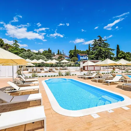 Apartamento Medena-2 By Interhome Trogir